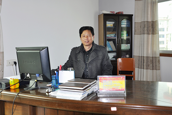 Business Manager Tang Jinlin